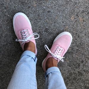 shoe station vans